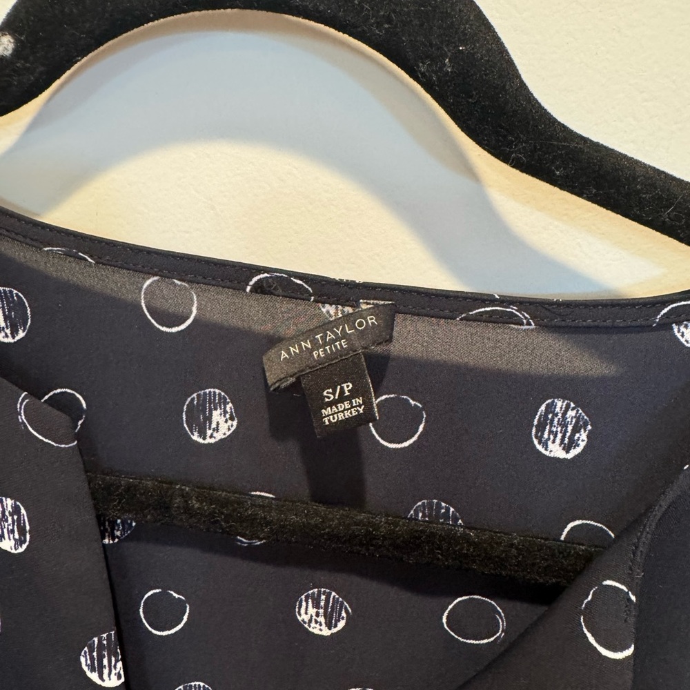EUC Ann Taylor Navy Long Sleeve Blouse with Polka Dot Pattern - Picture 2 of 7
